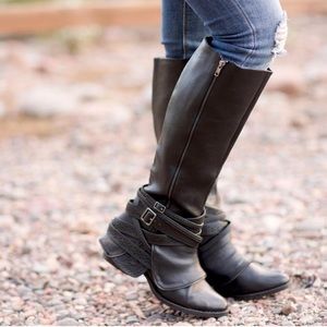 Not Rated Black Boots